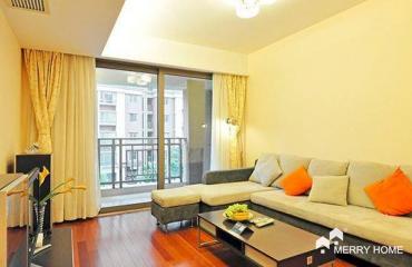 two bedroom flat to rent in Hongqiao Gubei L10